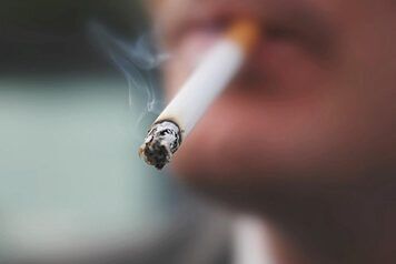 smoke gum Gum Bleaching